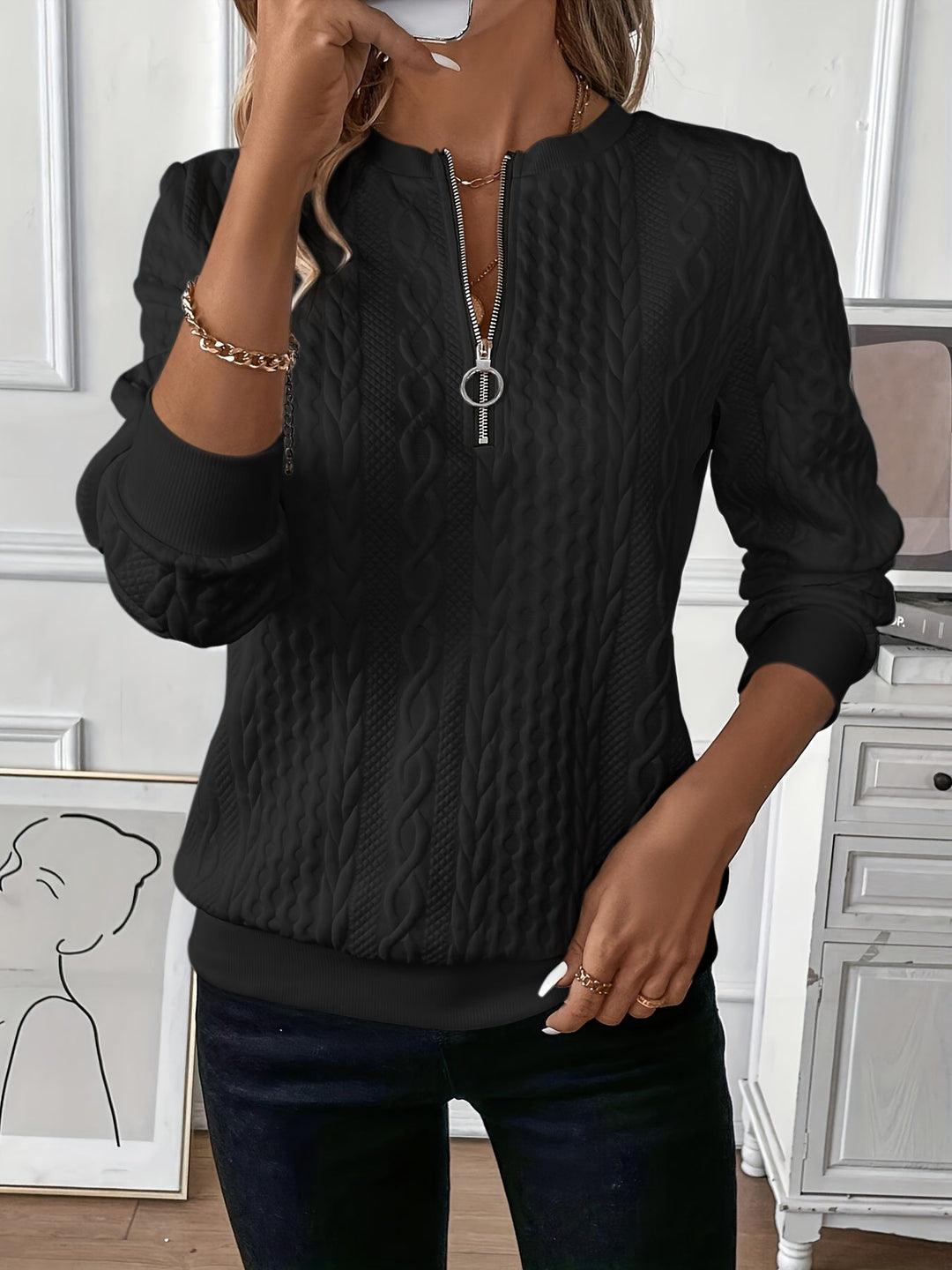 Rhea | Sweater with Zipper