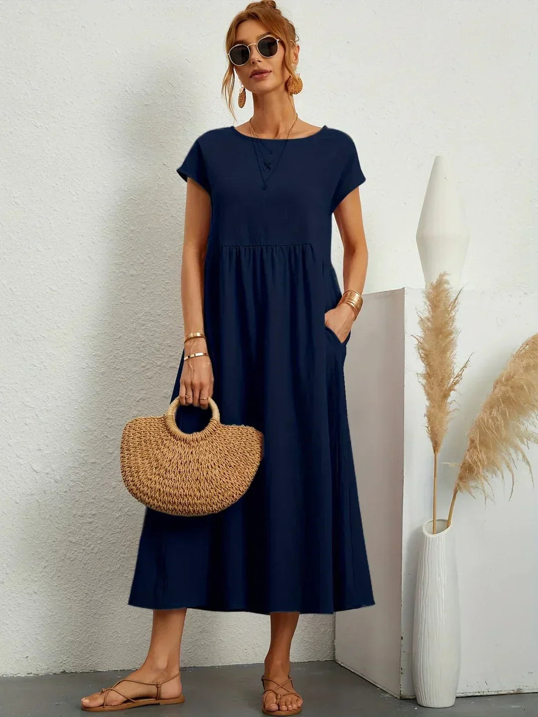 Grace™ | Timeless Elegance Fluid Midi Dress
